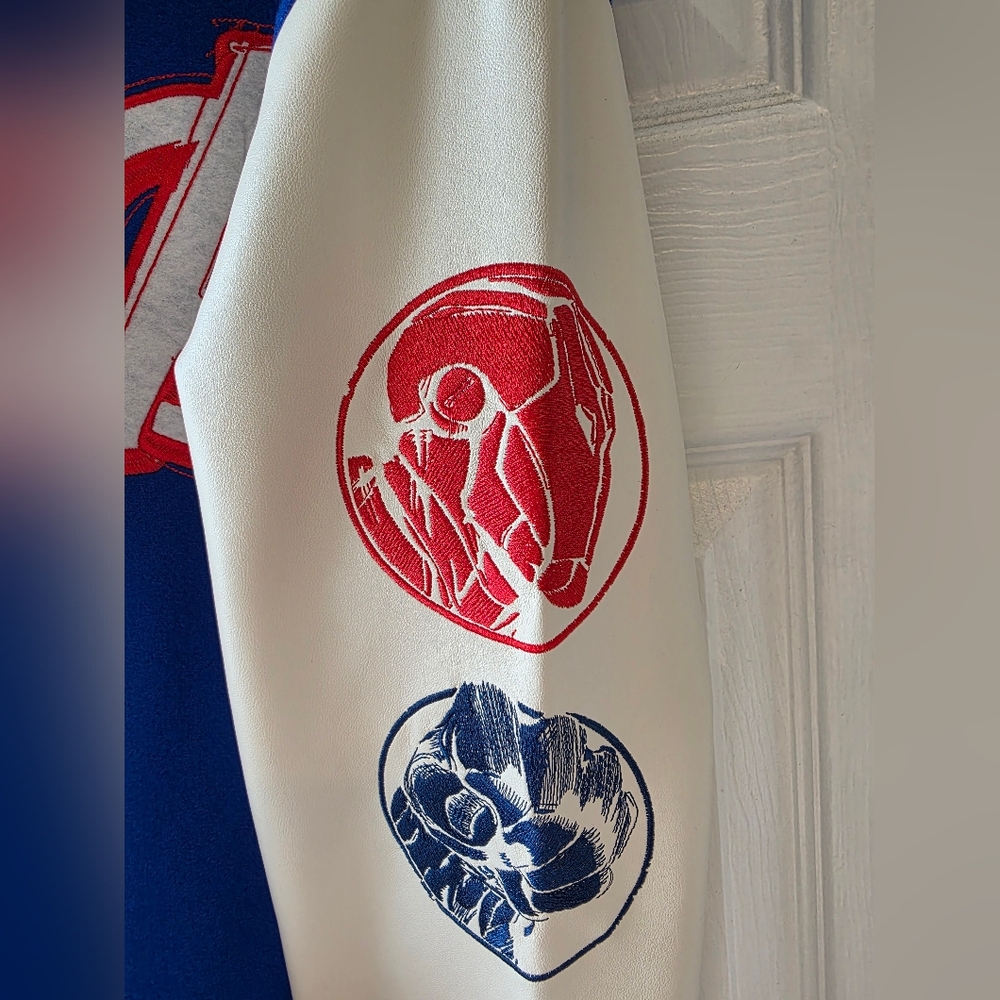 Marvel Avengers Blue and Cream Adult Jacket - Picture 4 of 9